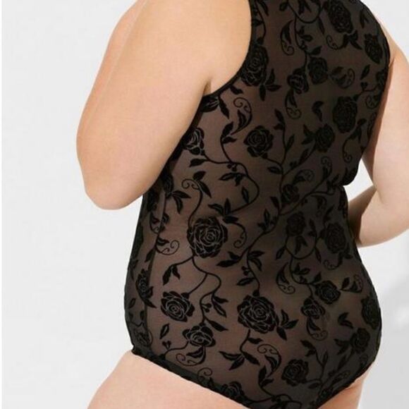 Torrid Black Flocked Mesh V-Neck Bodysuit Rose Design, Soft, Stretch, NW… - Picture 4 of 16